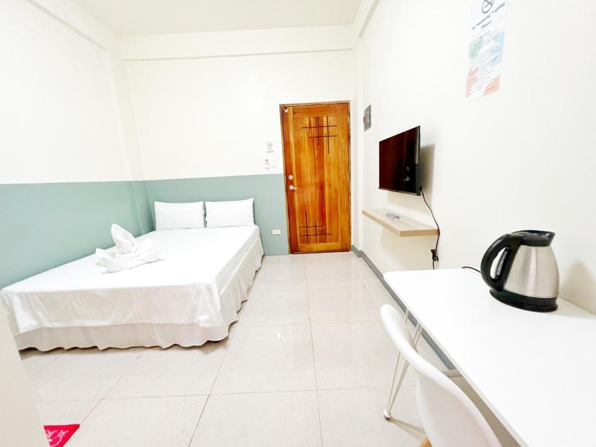 Verra Inn Tagaytay City Esterno foto