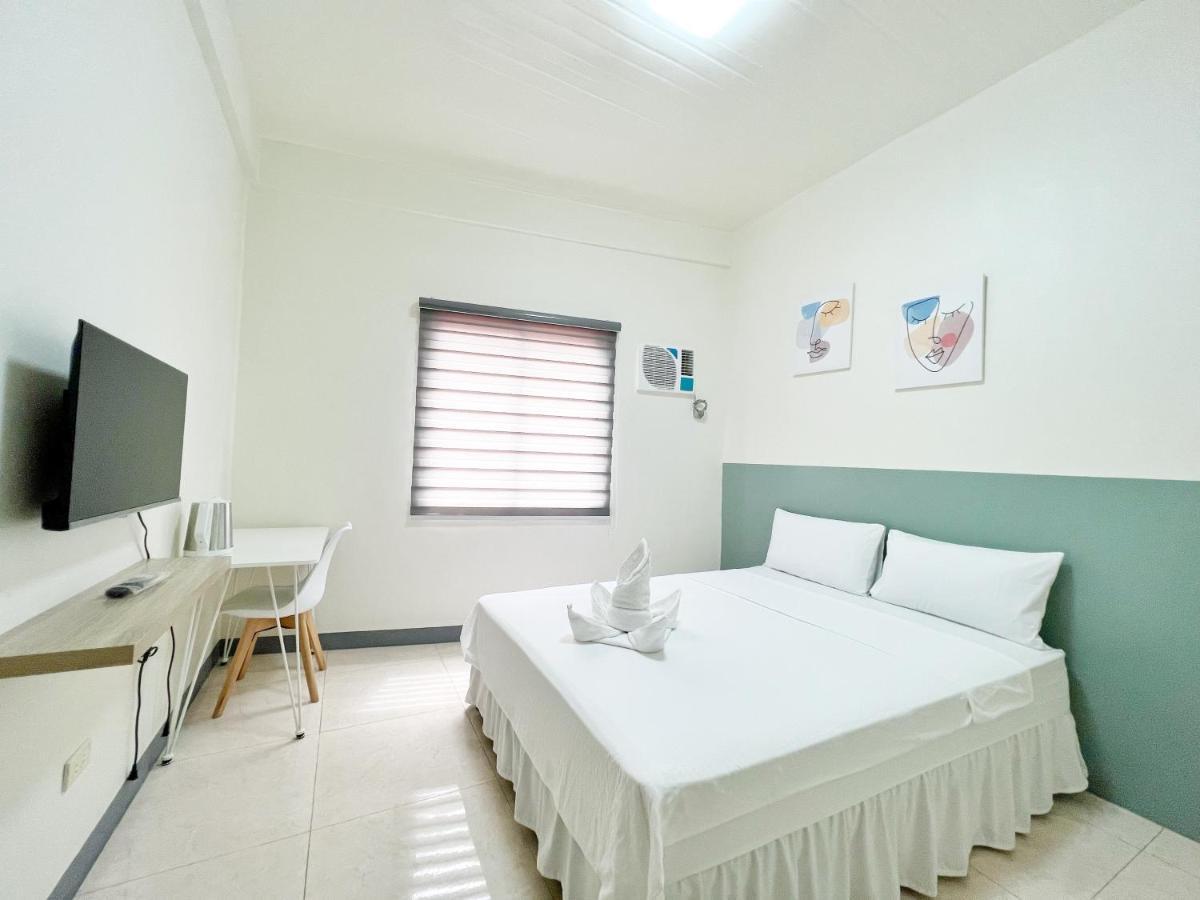 Verra Inn Tagaytay City Esterno foto