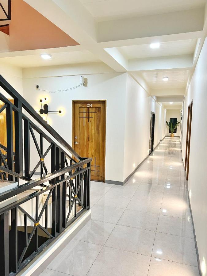 Verra Inn Tagaytay City Esterno foto