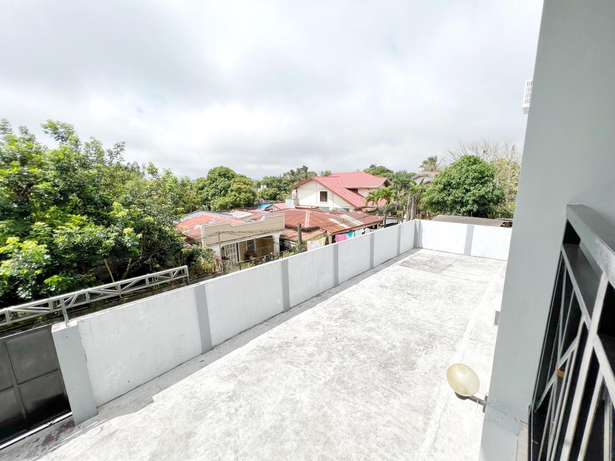 Verra Inn Tagaytay City Esterno foto