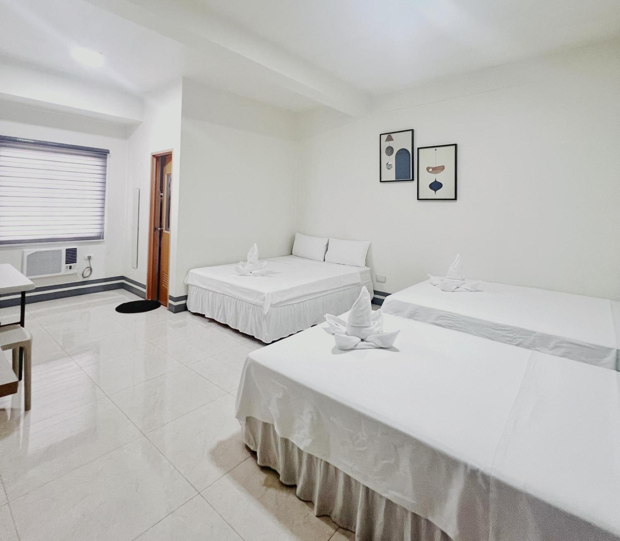 Verra Inn Tagaytay City Esterno foto