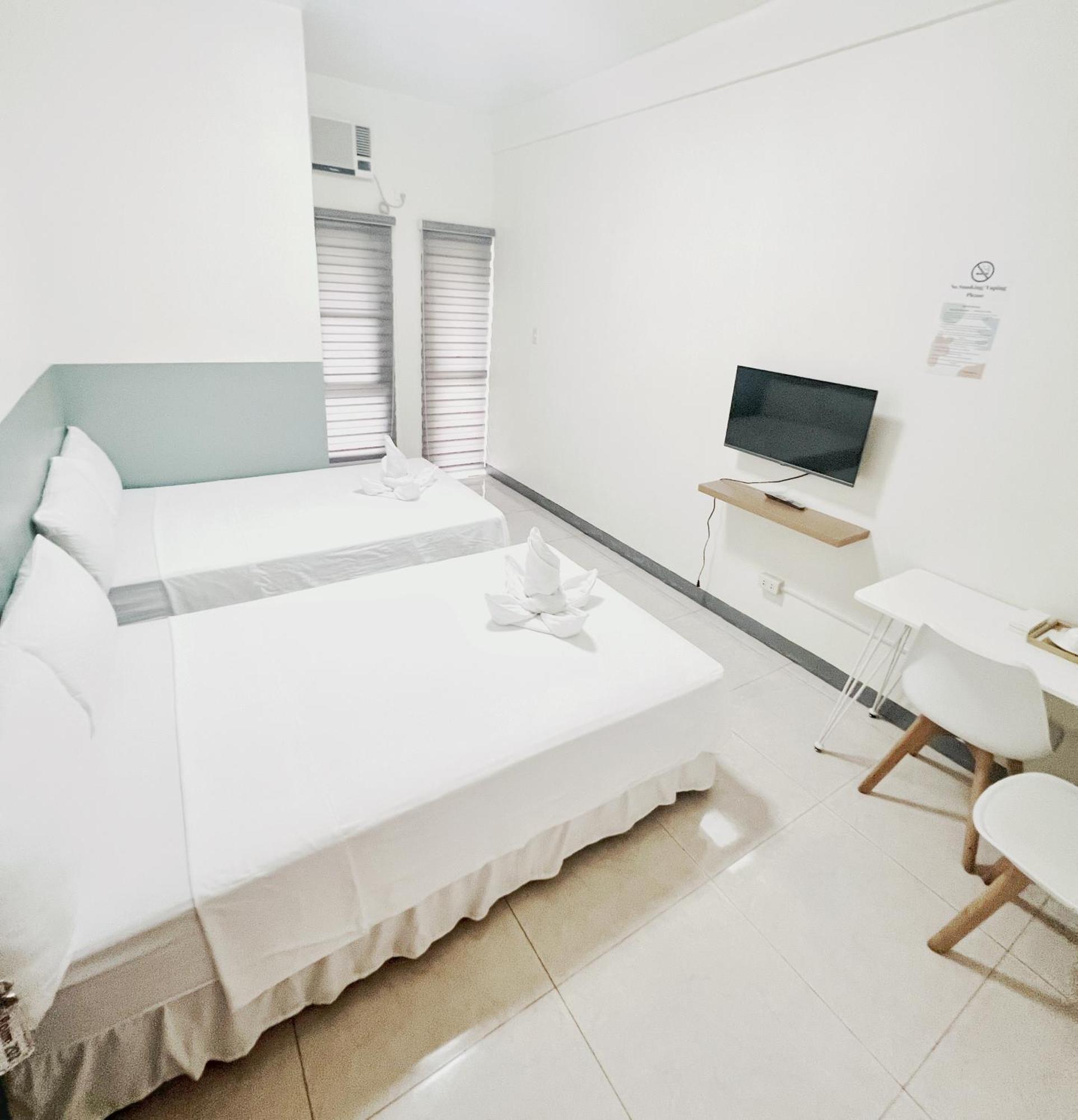 Verra Inn Tagaytay City Esterno foto